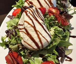 burrata salad